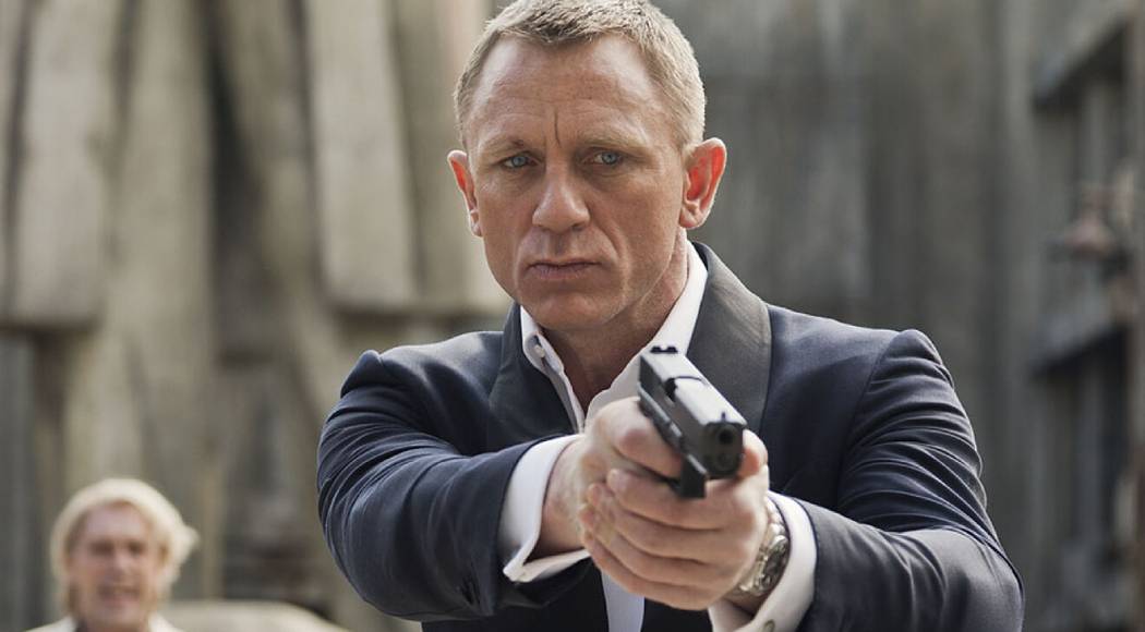 007: 15 canciones roqueras de películas de James Bond que debes oír