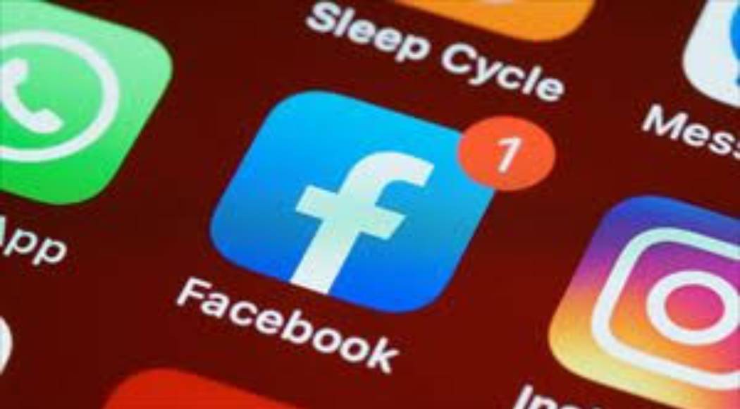 Facebook revela causas en la caída de sus servicios