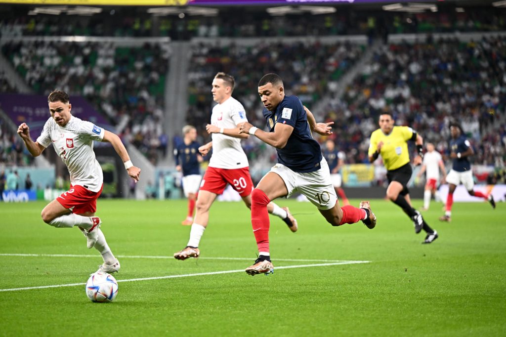 Francia se aferra a la defensa de su título y venció a Polonia en Qatar 2022